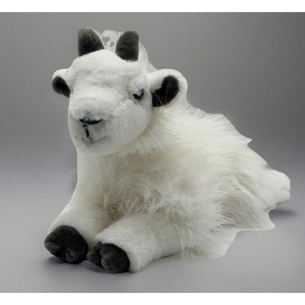 FAO Schwarz White Mountain Billy Goat Soft Furry Plush Animal Laying 13”